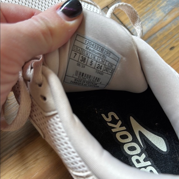 Women's Brooks Ghost Max shoes - Picture 6 of 6